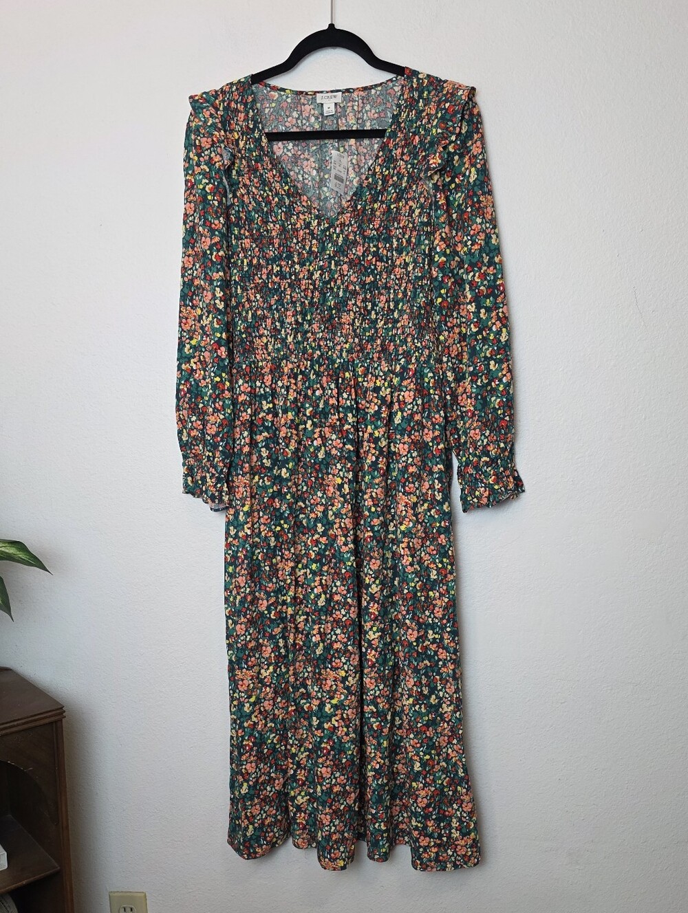 🚨NEW J CREW Green Floral V-Neck Smocked Midi Dress Pockets Wedding Summer Sz M - Picture 2 of 16